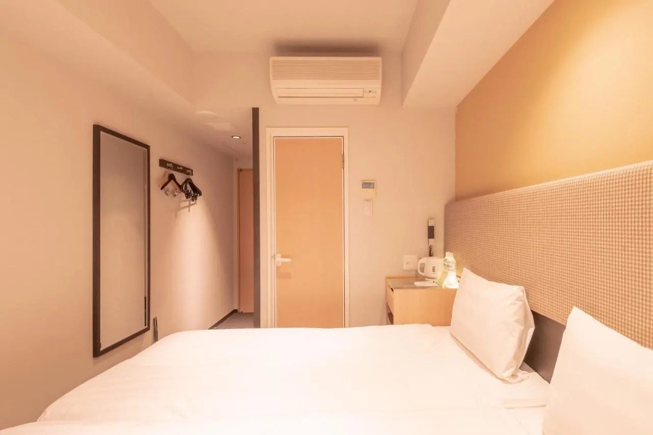 E Hotel Higashi Shinjuku Tokyo