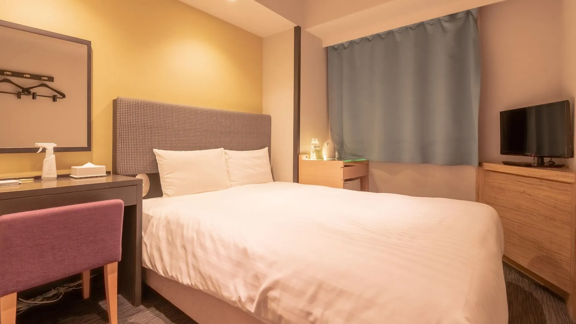 טוקיו E Hotel Higashi Shinjuku