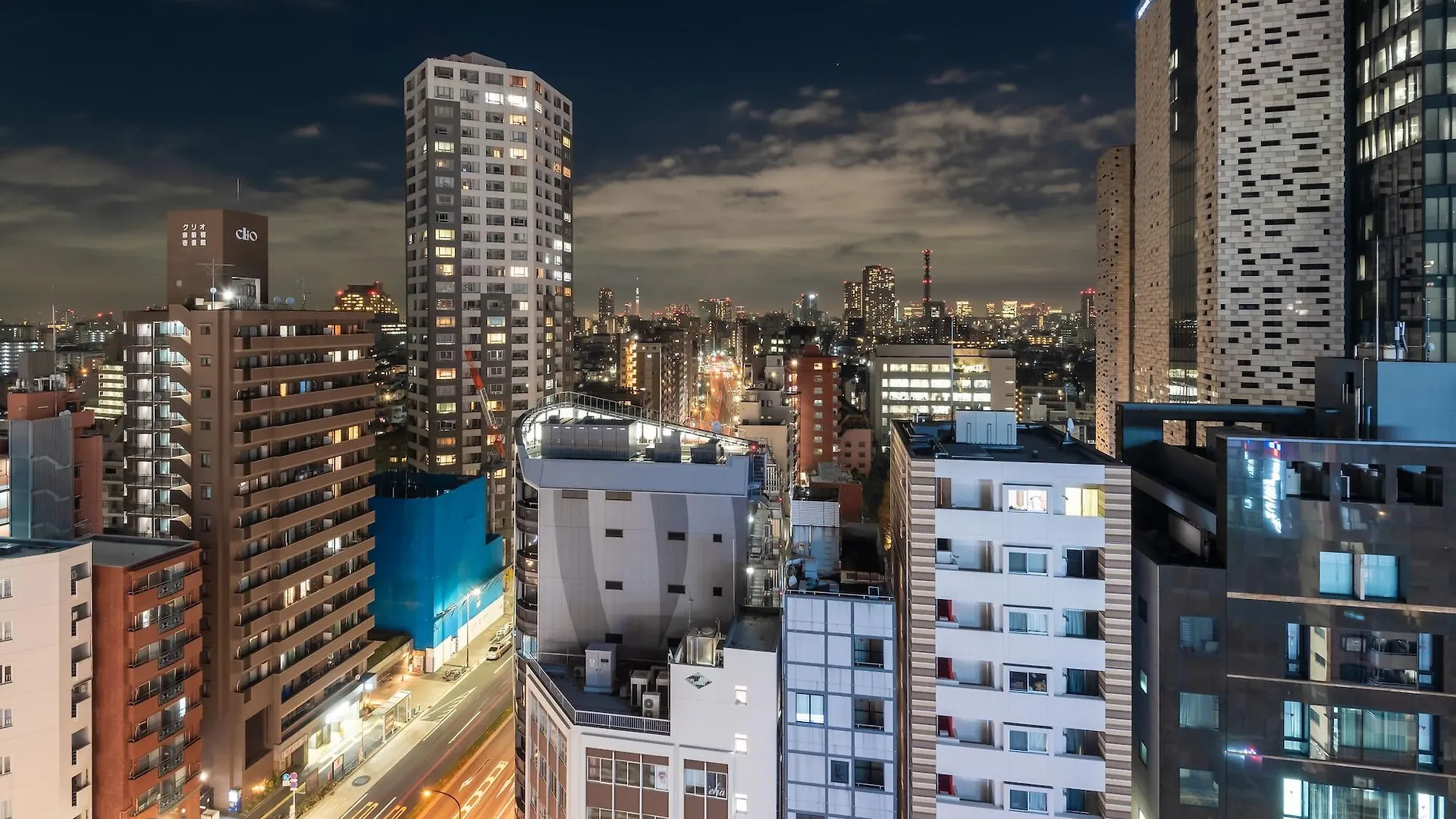 טוקיו E Hotel Higashi Shinjuku