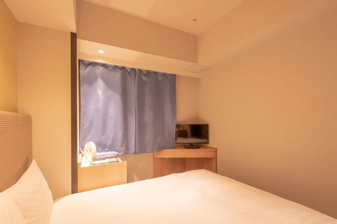 טוקיו E Hotel Higashi Shinjuku