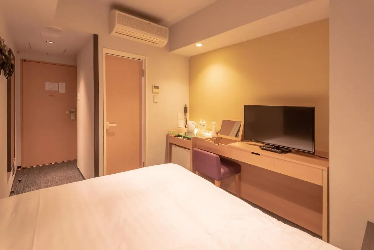 טוקיו E Hotel Higashi Shinjuku