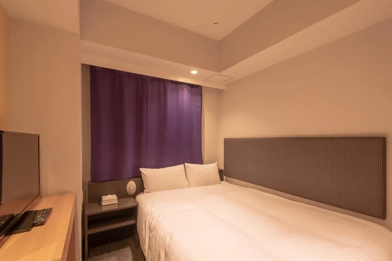טוקיו E Hotel Higashi Shinjuku